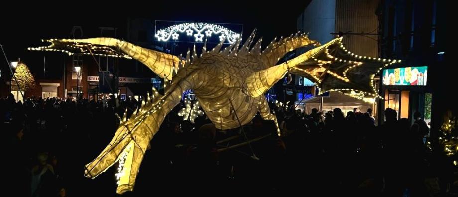 Parade aux lanternes Beauraing Fedasil Pondrôme
